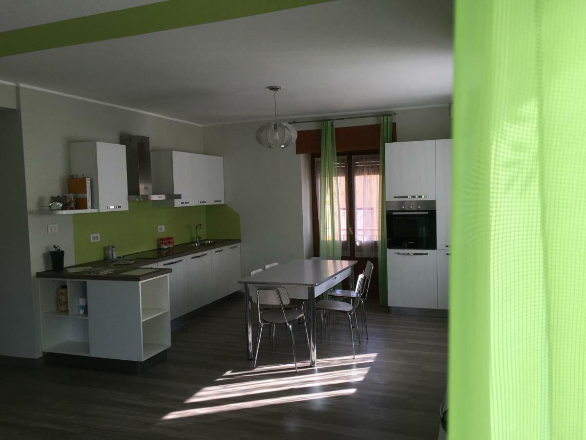 La Terrazza Di Gino Villa กรอซิโอ ภายนอก รูปภาพ